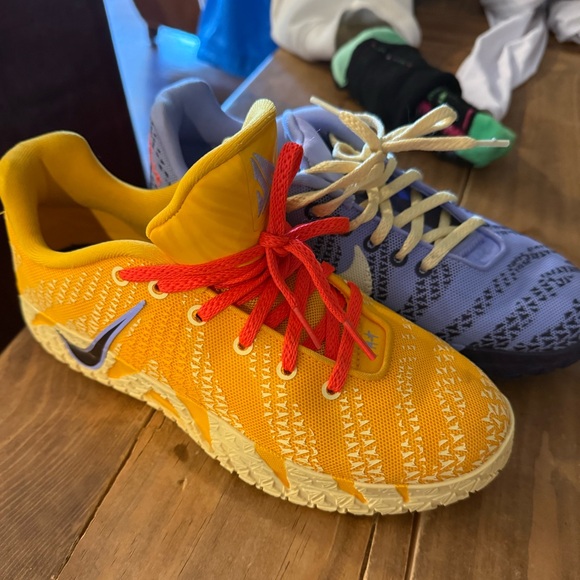 Nike Ja Morant Basketball Shoes 6Y - Picture 2 of 4